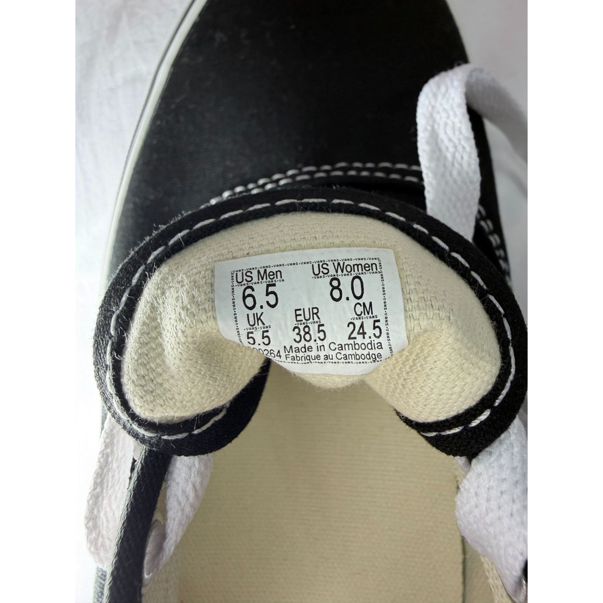Vans Vans Authentic Black White Canvas Sneakers Women 8 Men 6.5 C Size US 8 / IT 38 - 6 Thumbnail
