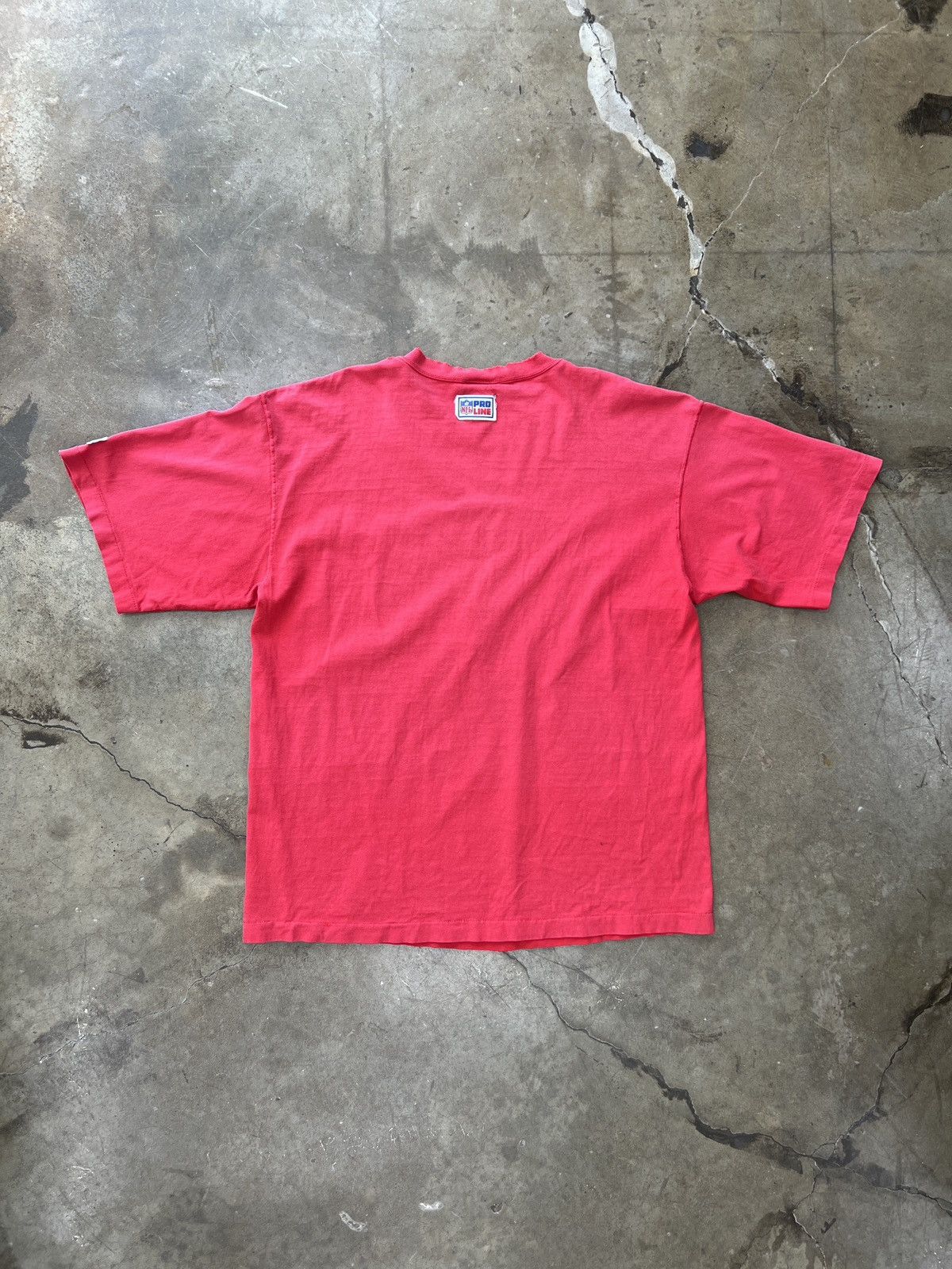 NFL × Vintage Vintage NFL 90s Tampa Bay Buccaneers Single Stitch Tee XL Size US XL / EU 56 / 4 - 4 Thumbnail