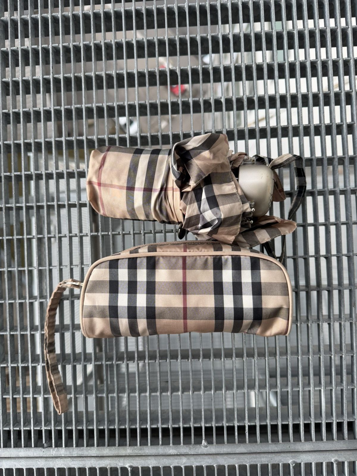 Burberry Burberry Nova Check Umbrella Size ONE SIZE - 3 Thumbnail