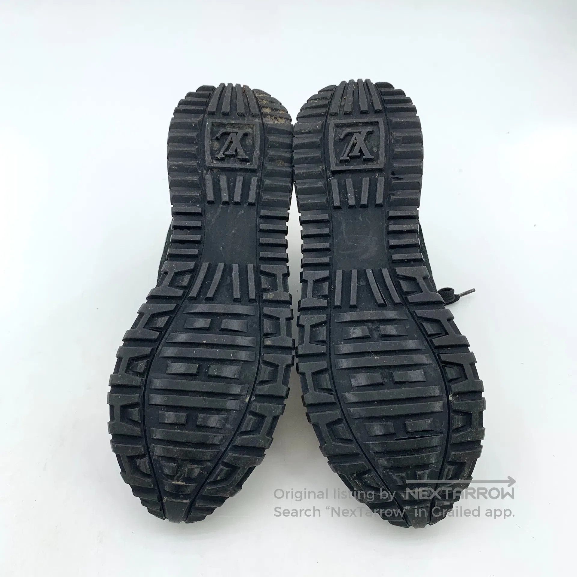 Louis Vuitton Louis Vuitton Black Logo Monogram Velvet Lace-Up Casual Fl Size US 7 / IT 37 - 5 Thumbnail