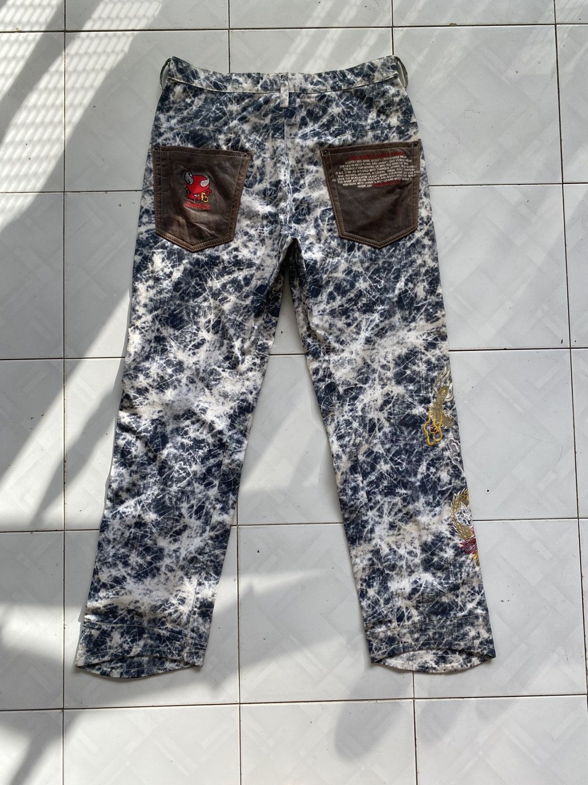 Japanese Brand Dobbi's Family Dragon Embroidery Lightweight Jeans Size US 33 - 2 Thumbnail