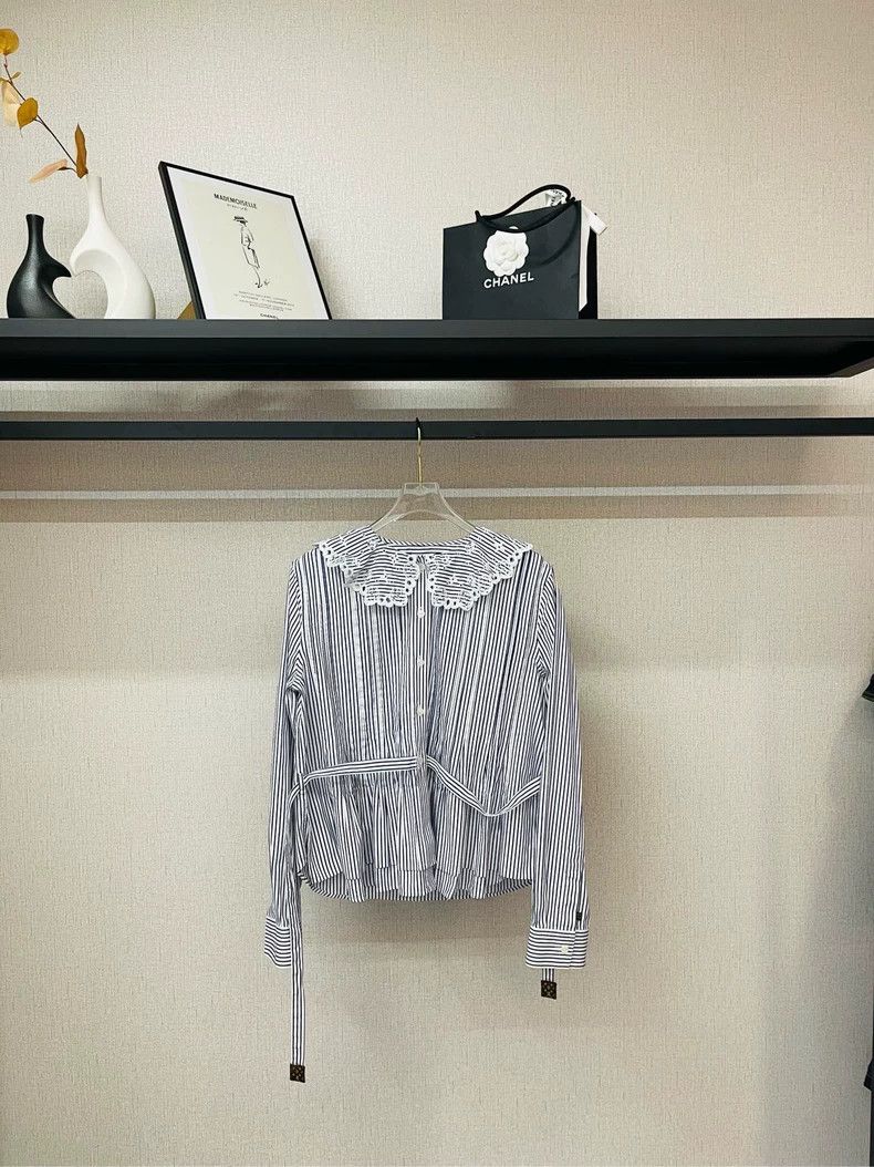Louis Vuitton Louis Vuitton Blue and White Stripe Doll-Collar Waist Shir Size XXS / US 00 / IT 34 - 1 Thumbnail