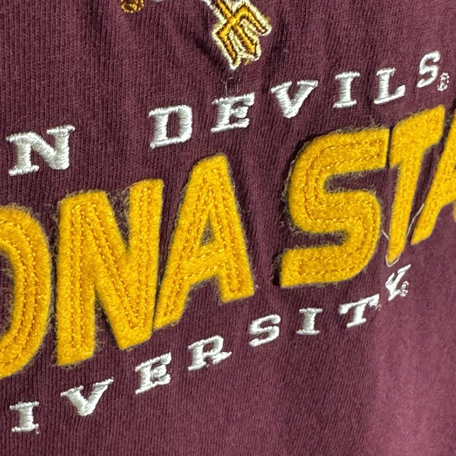 Other 2000’s Gildan NCAA Arizona Sun Devils Graphic T-shirt L Size US L / EU 52-54 / 3 - 7 Thumbnail