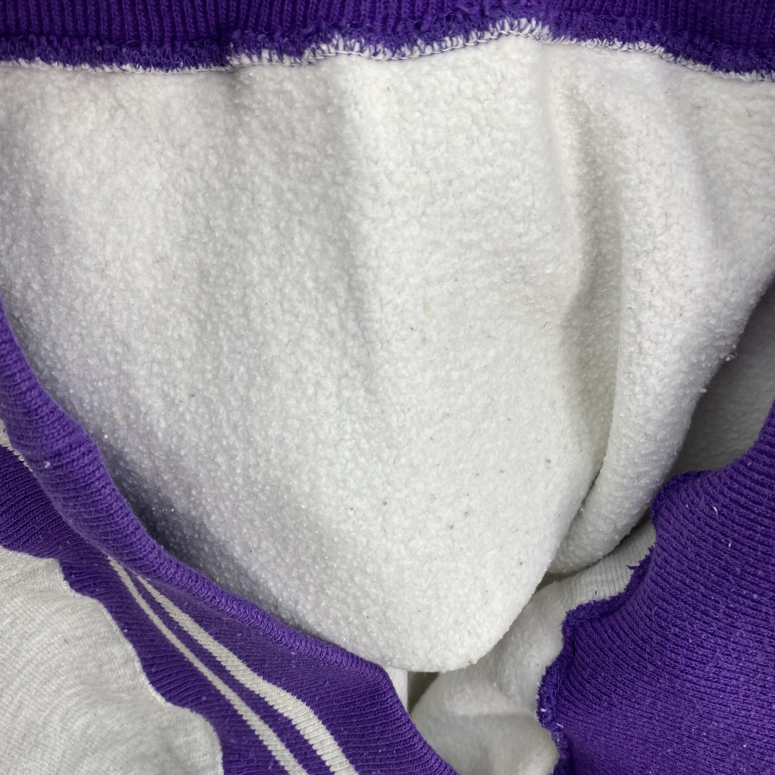 Champion Vintage 90s Champion Reverse Weave Sweater Spellout Pullover Size US L / EU 52-54 / 3 - 5 Thumbnail