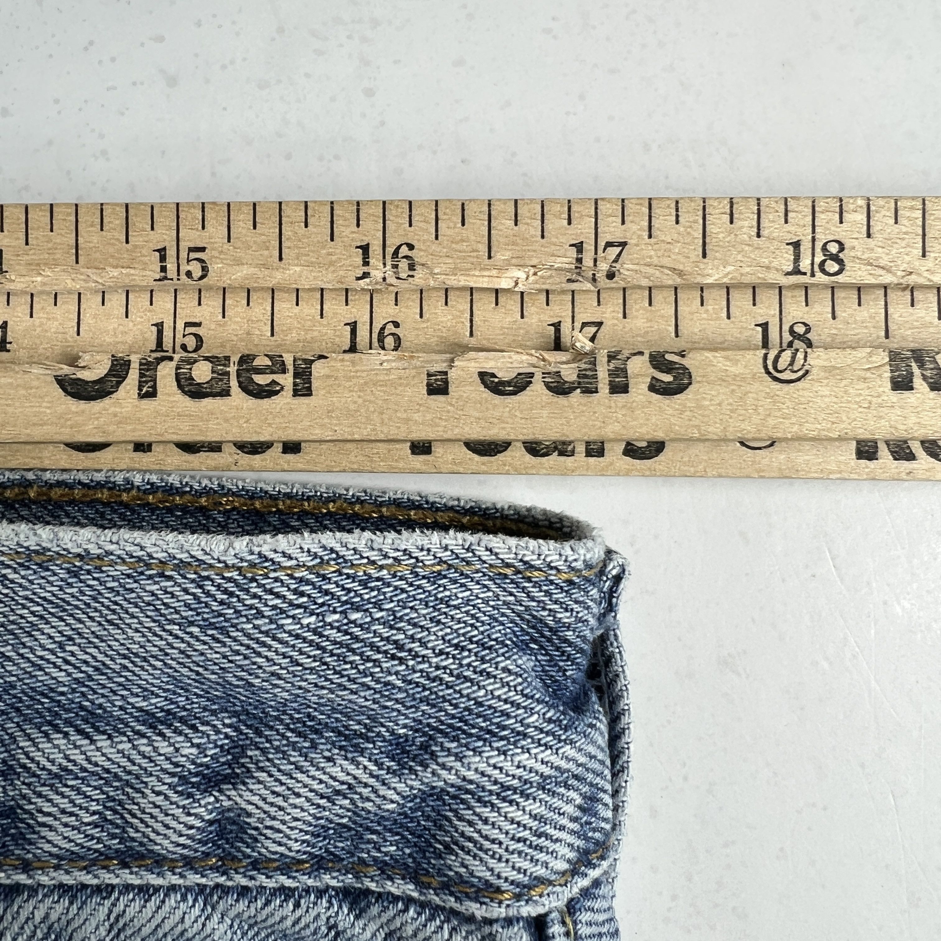 Levi's × Vintage Y2K Levi's Jeans 505 Straight Blue Faded Cotton Denim Size US 34 / EU 50 - 24 Thumbnail