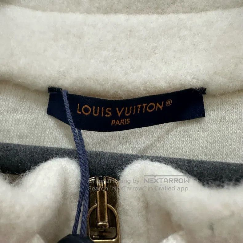 Louis Vuitton Louis Vuitton size 4l Off-white wool chest logo jacket Size US M / EU 48-50 / 2 - 4 Thumbnail