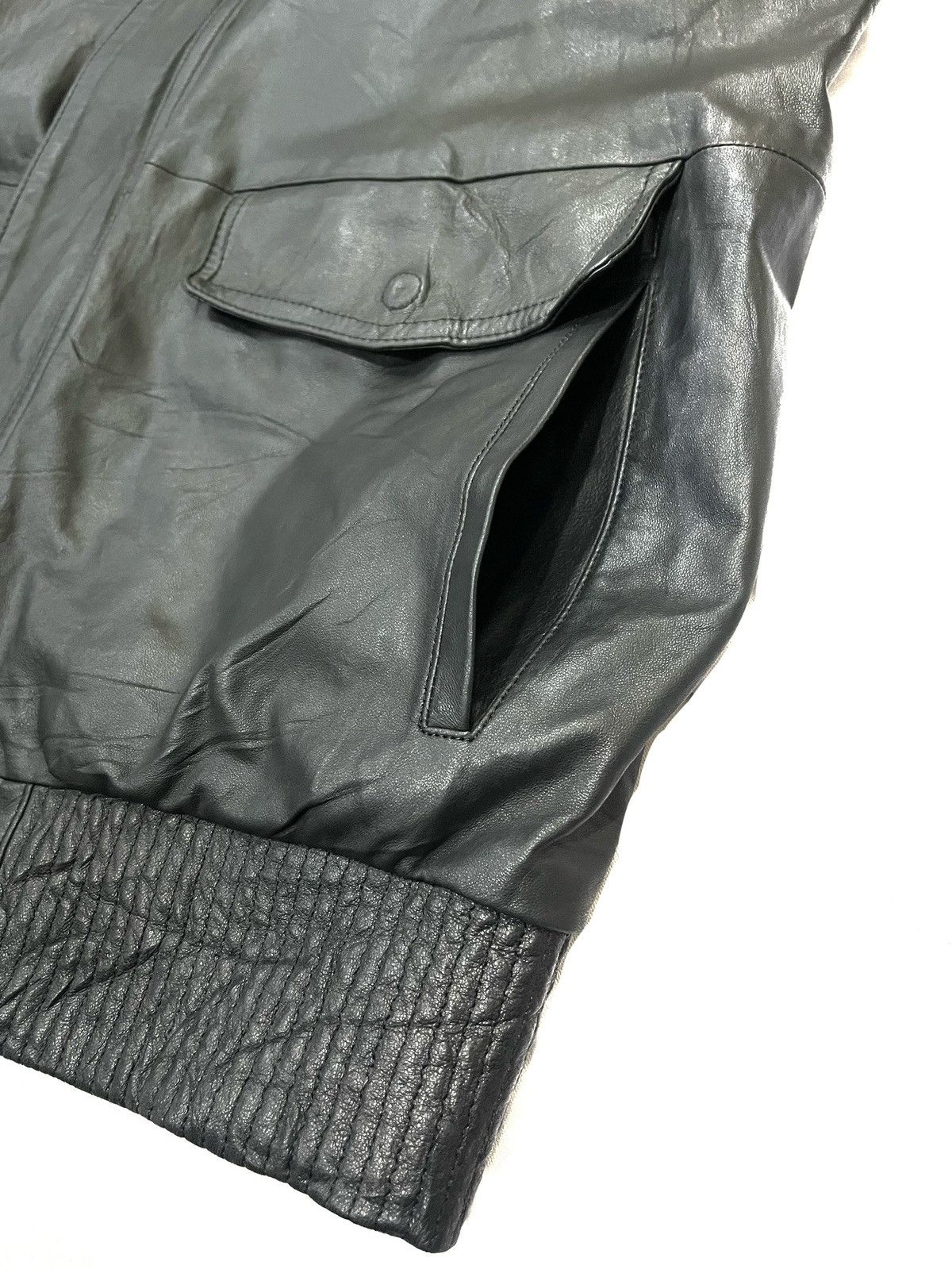 Burberry Authentic BURBERRY Sheepskin Leather Jacket Size US L / EU 52-54 / 3 - 13 Thumbnail