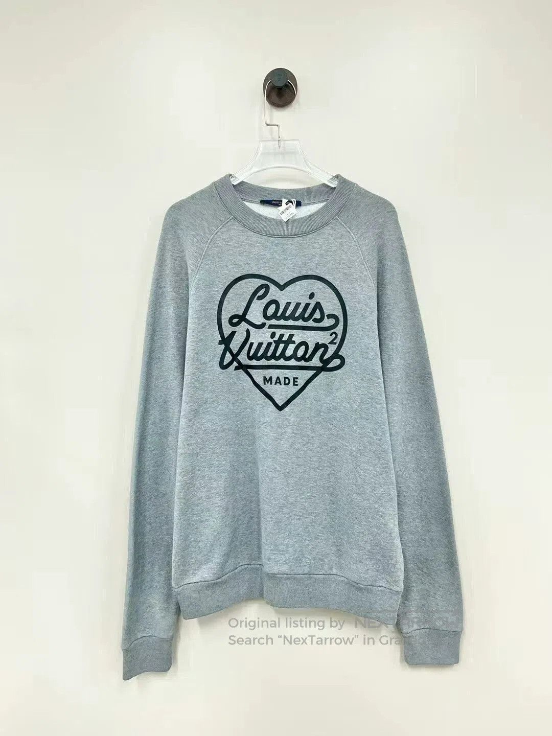 Louis Vuitton gray louis vuitton logo sweatshirt size small. Size S / US 4 / IT 40 - 1 Thumbnail