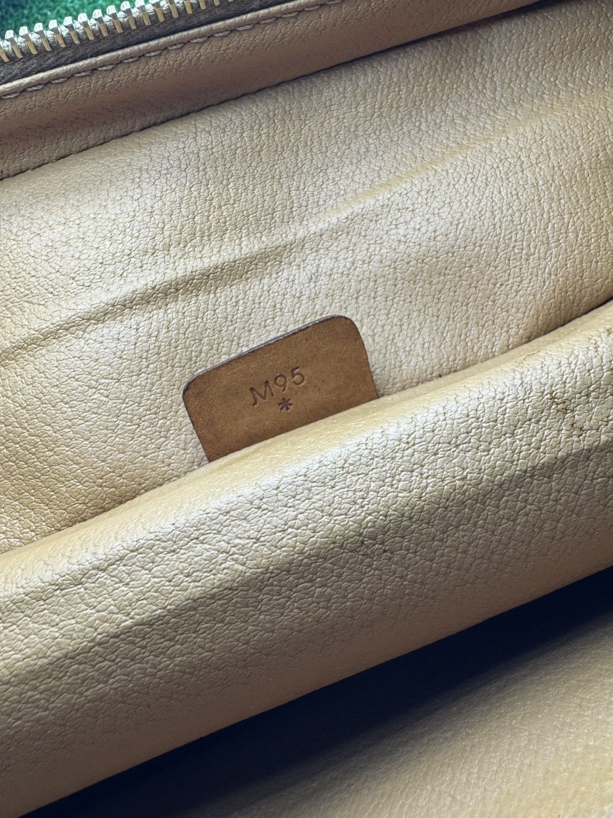 Celine Celine Women Bag Macadam White Vanity Handbag Size ONE SIZE - 9 Thumbnail