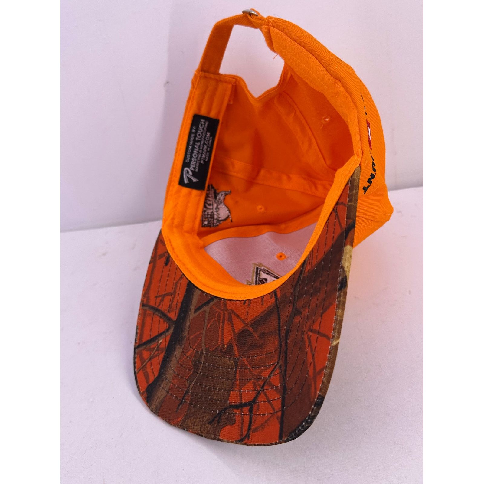 & Other Stories Minnesota Timberwolf’s Orange Camo Hat PheasantFever OneSize Size ONE SIZE - 5 Thumbnail