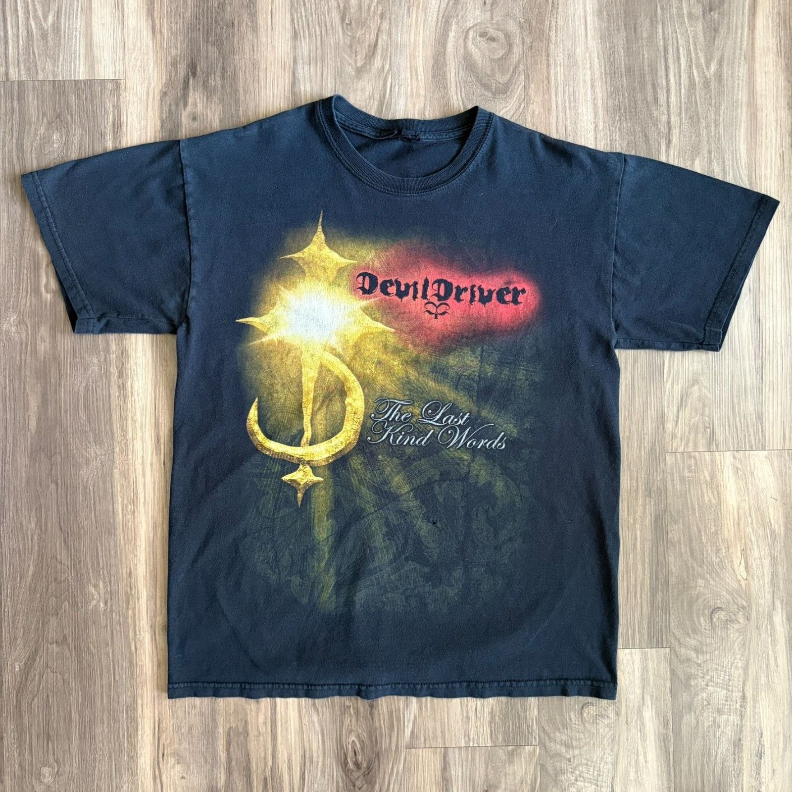 Vintage Vintage Devil Driver Band T-Shirt Men's Size M Faded Black Size US M / EU 48-50 / 2 - 1 Thumbnail