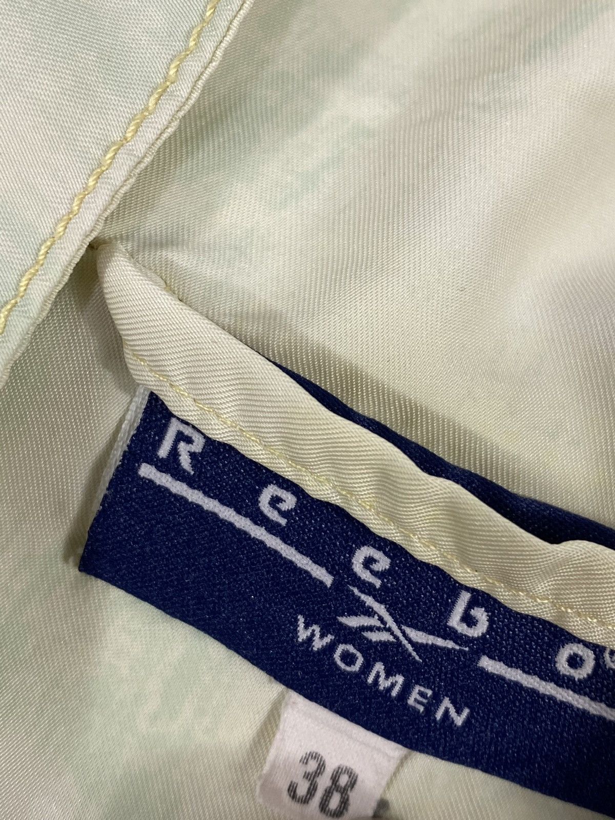 Reebok LASTDROP🔥 Vintage 90s Reebok Rare Pattern Stars Track Jacket Size L / US 10 / IT 46 - 12 Thumbnail