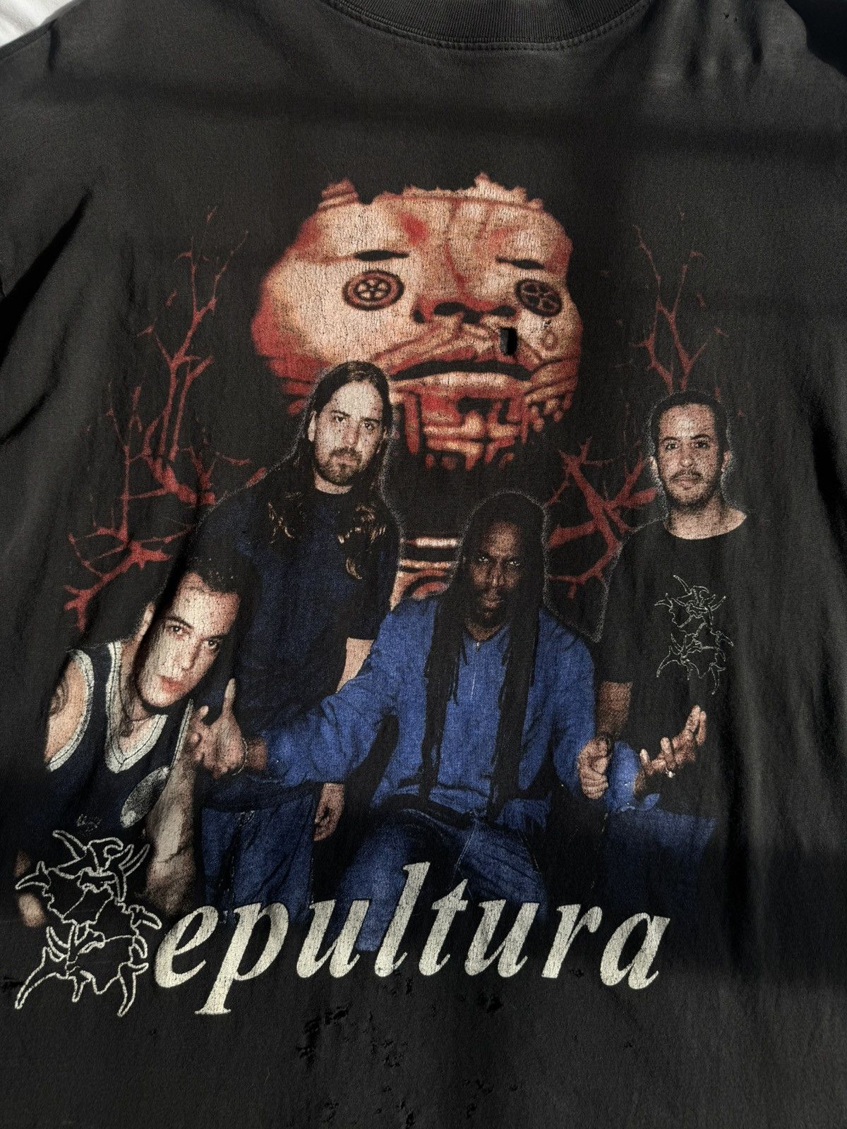 Band Tees Sepultura Vintage Shirt * sold * Size US XL / EU 56 / 4 - 2 Thumbnail