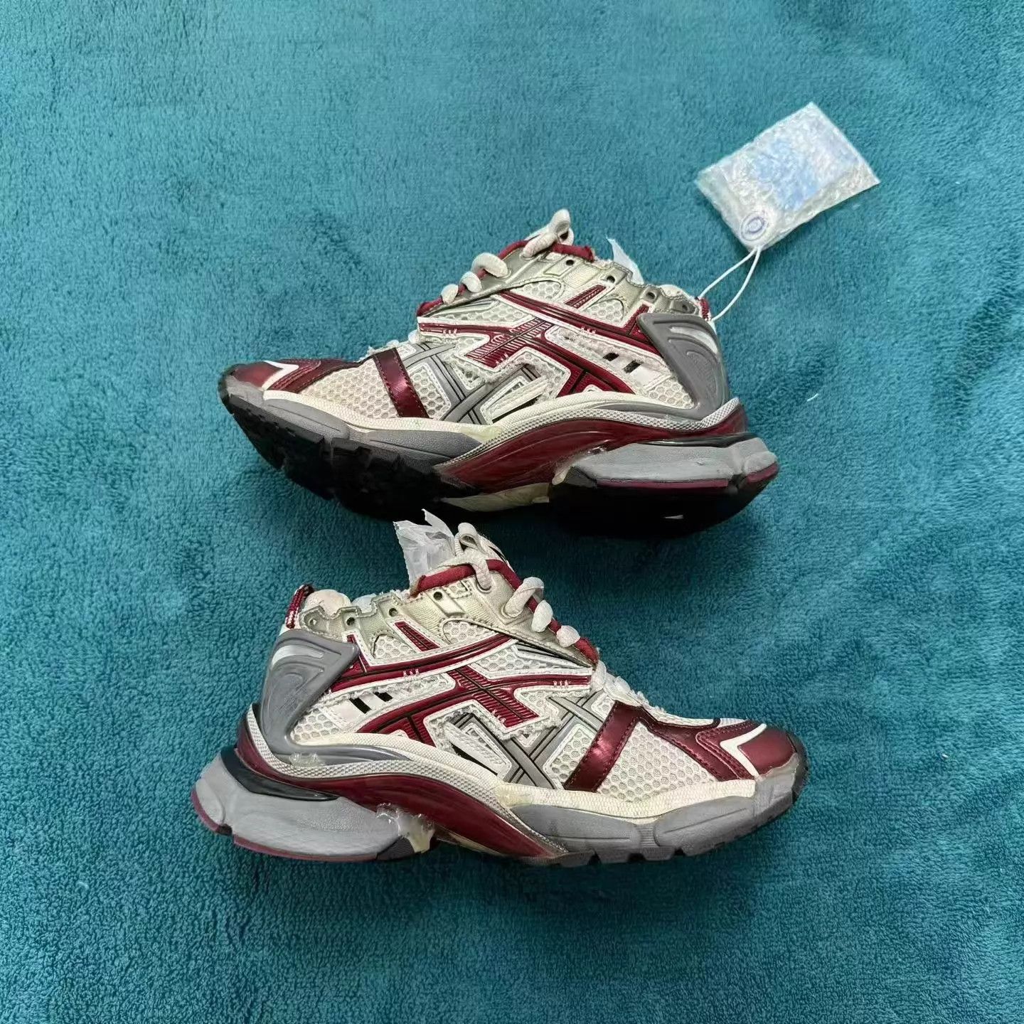 Balenciaga Balenciaga Runner Burgundy 36 Super New Size US 5.5 / IT 35.5 - 2 Thumbnail