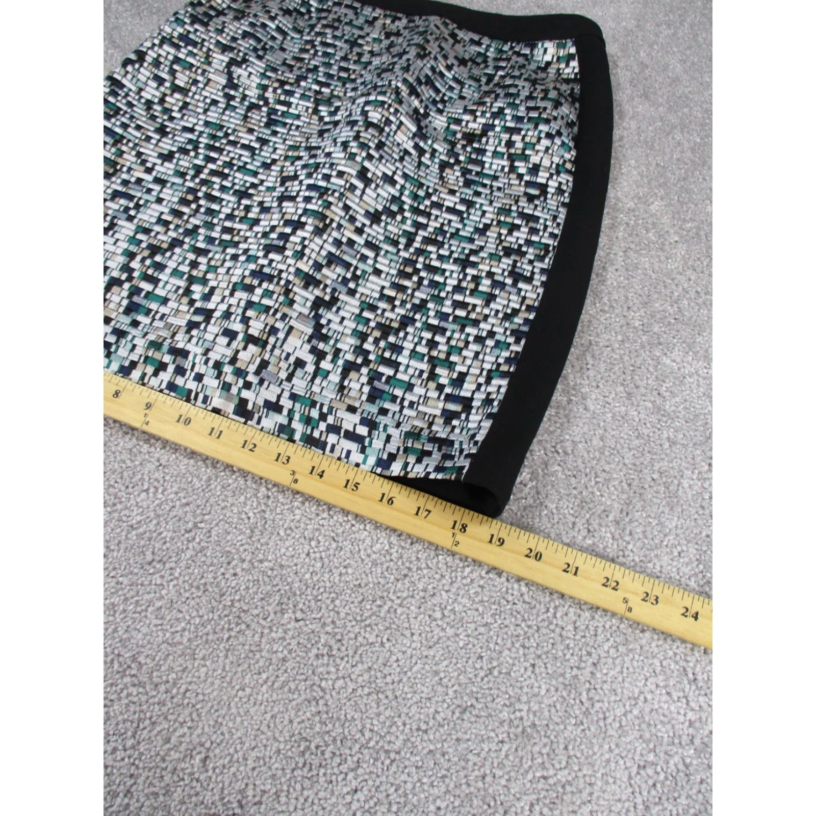 Hugo Boss HUGO BOSS Pencil Skirt Womens 8 Black Multi Geometric Zip Knee Length Size 30" / US 8 / IT 44 - 3 Thumbnail