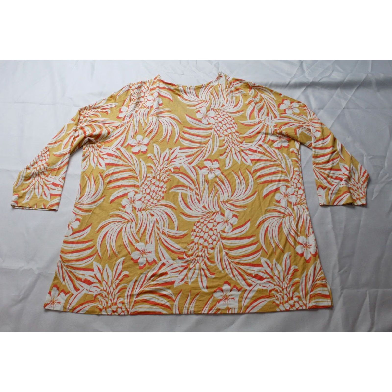 Vintage Belle By Kim Gravel Women's T-Shirt XL Yellow Pineapple Palm Trim V-Neck Bamboo See Pictures EH6 Bamboo 93% Rayon 7% Spandex Mens Womens Girls Boys Size XL / US 12-14 / IT 48-50 - 6 Thumbnail