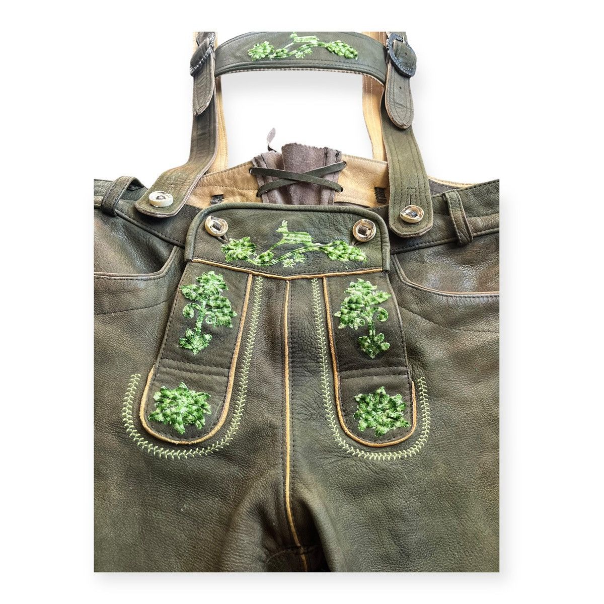 Vintage Vintage German Lederhosen Embroidered Leather Shorts Size US 32 / EU 48 - 4 Thumbnail
