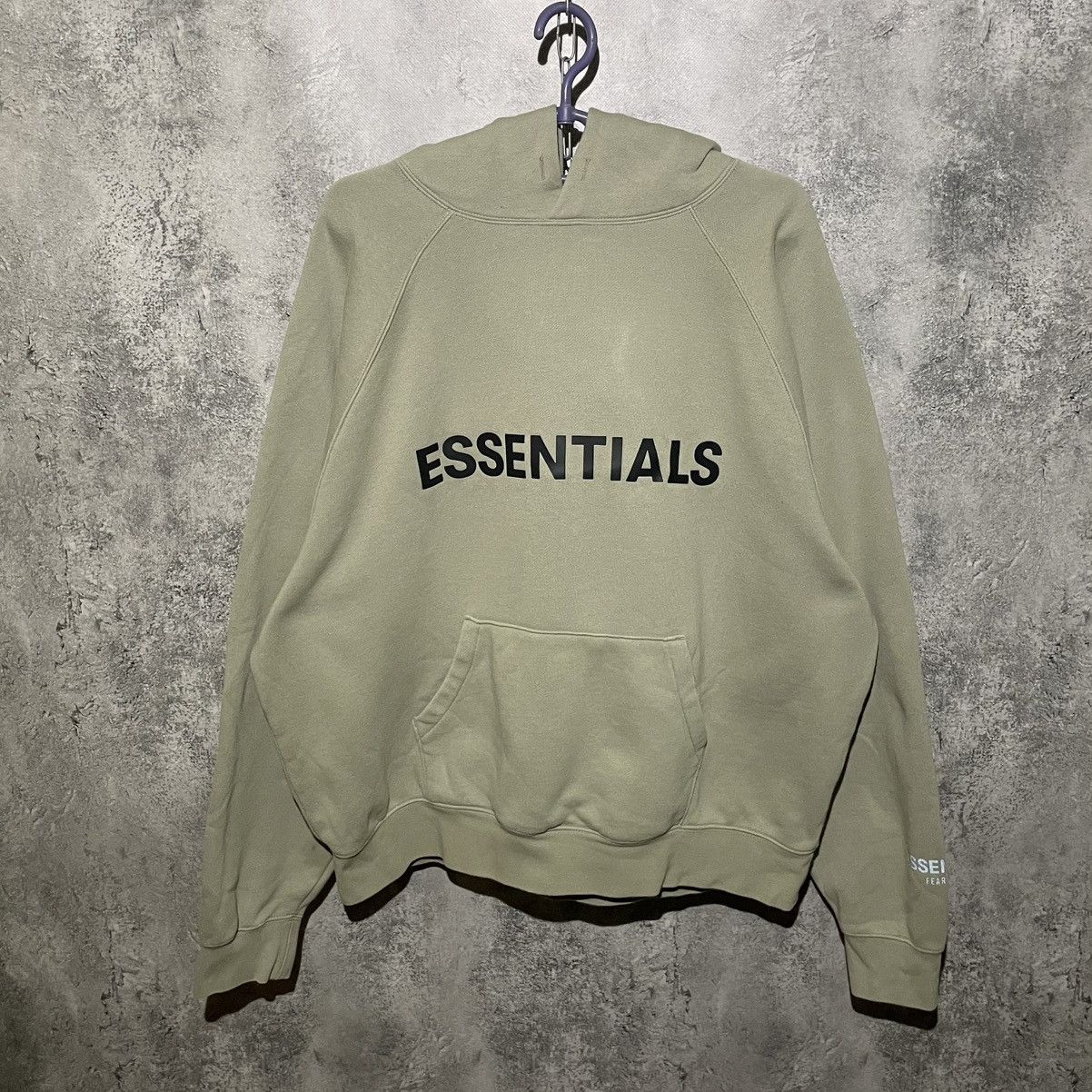 Fear of God Essentials Fear Of God Big Logo Olive Hoodie Streetwear Rare Size US M / EU 48-50 / 2 - 1 Thumbnail