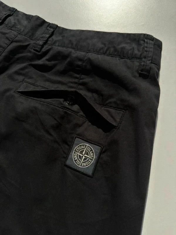 Stone Island Stone Island Patch Programm Logo Shorts Size US 30 / EU 46 - 1 Thumbnail