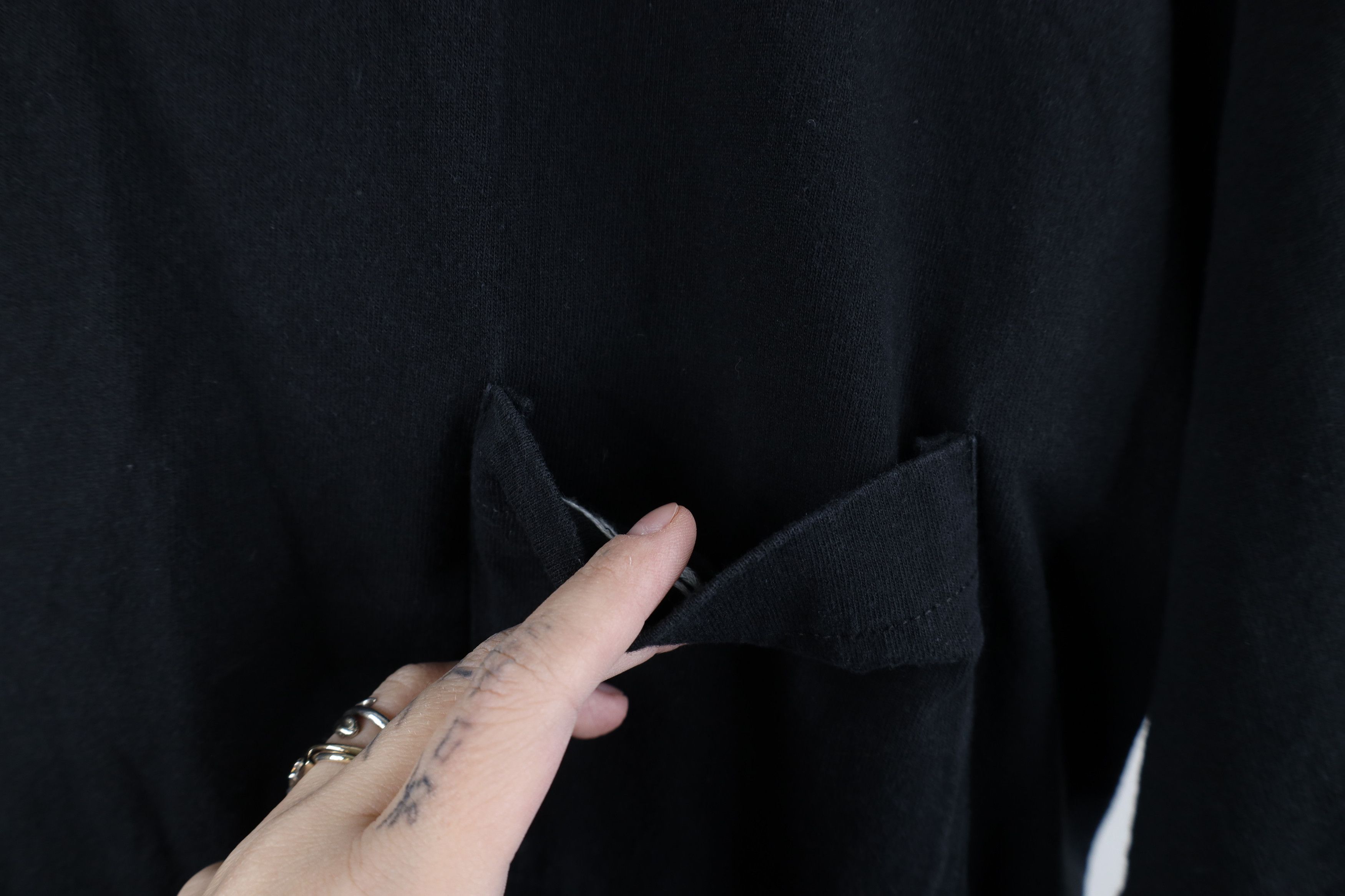 Vintage Vintage 90s Streetwear Blank Heavy Cotton T-Shirt Black USA Size US XXL / EU 58 / 5 - 5 Thumbnail