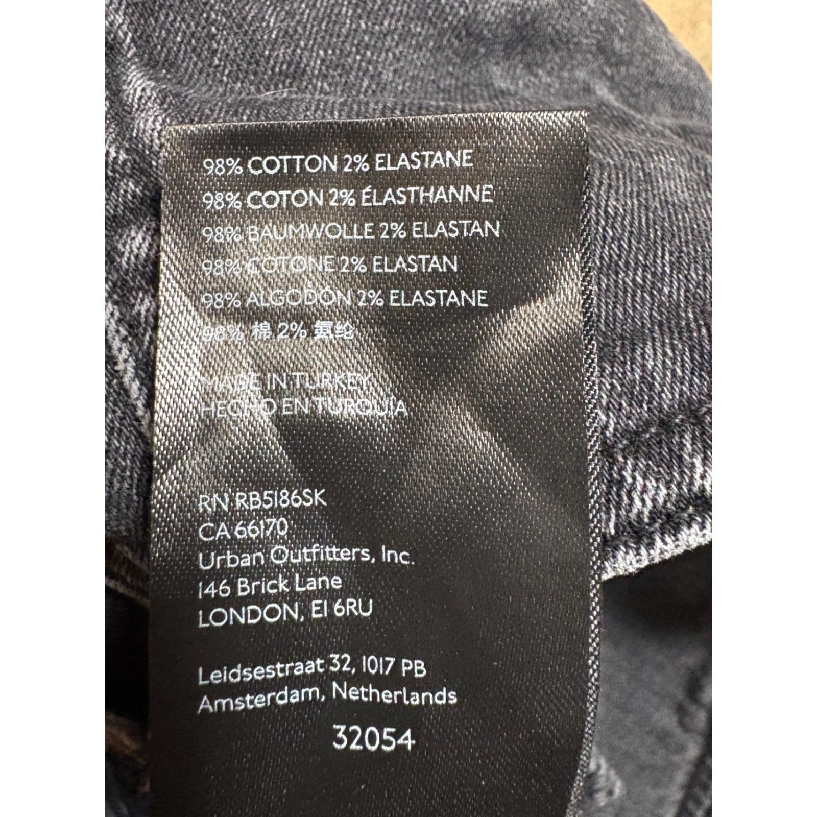 Urban Outfitters BDG Urban Outfitters Denim Mini Skirt Womens S Black 3 Button Skirt Short Cotton Blend Denim Angel Women Size 28" / US 6 / IT 42 - 5 Thumbnail
