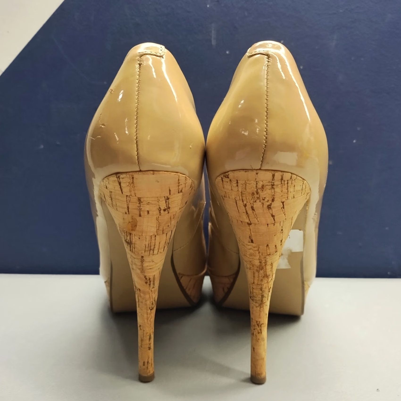 Guess GUESS Platform Pump Heels Womens US Size 6M Tan Patent Leather Slip On Pump Size US 6 / IT 36 - 4 Thumbnail