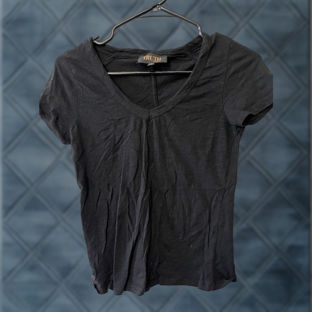 Vintage Truth Womens Short Sleeve Cropped Shirt Size S Black Solid Casual T-Shirt Size S / US 4 / IT 40 - 1 Thumbnail