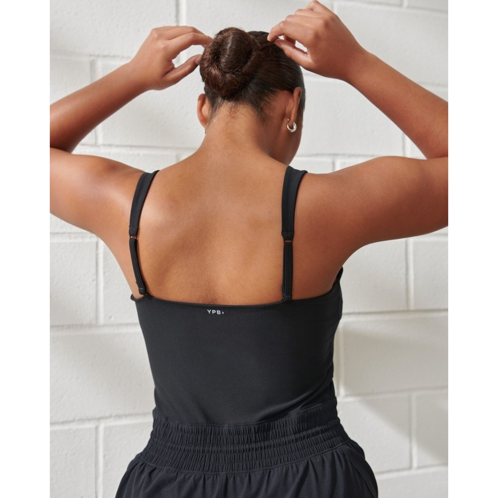 Abercrombie & Fitch Abercrombie & Fitch YPB SculptLUX Hybrid Flyaway Romper S Size 25" / US 0 / IT 36 - 6 Thumbnail