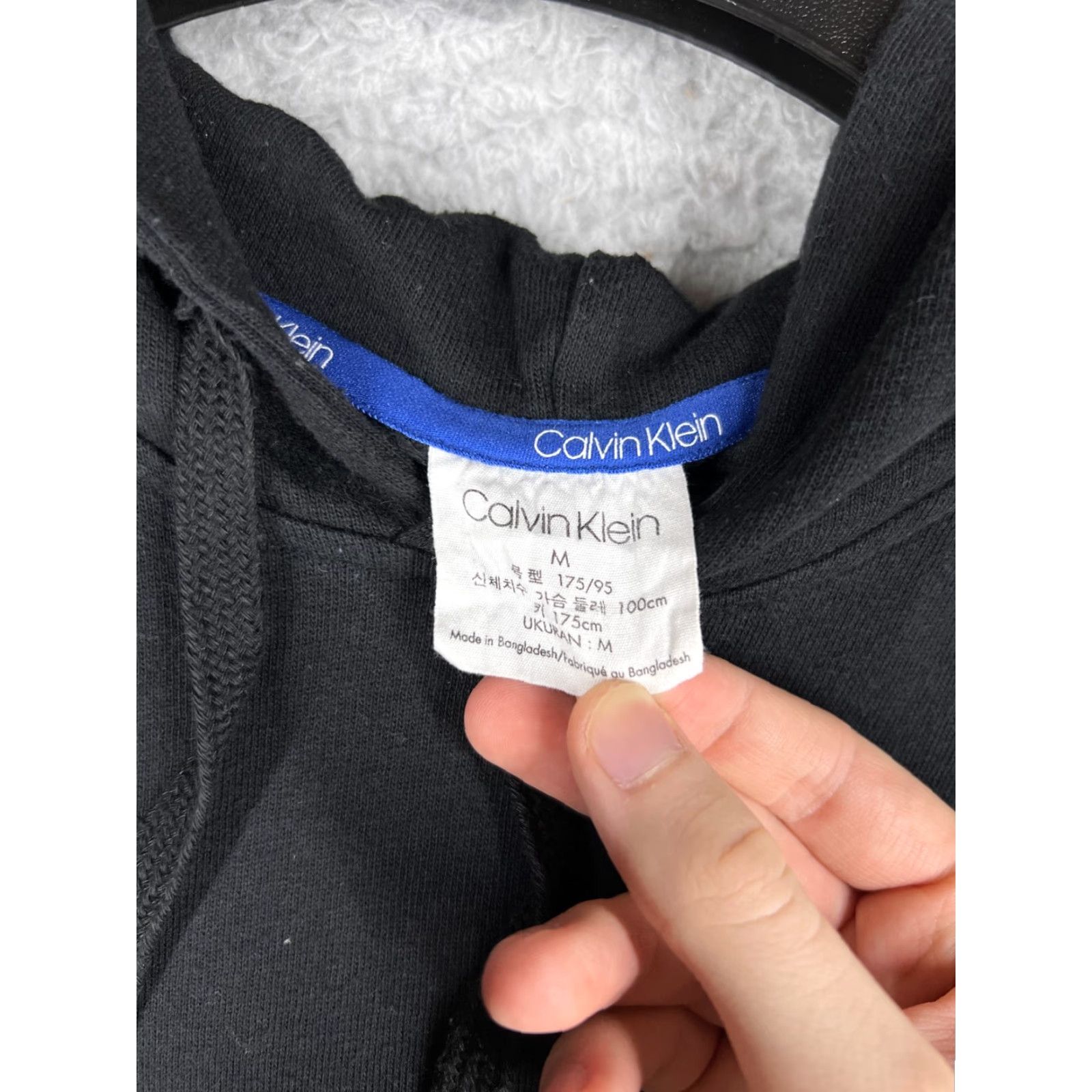 Calvin Klein Calvin Klein Mens Small Black Hoodie Logo Kangaroo Pocket Cotton Blend Size US S / EU 44-46 / 1 - 6 Thumbnail