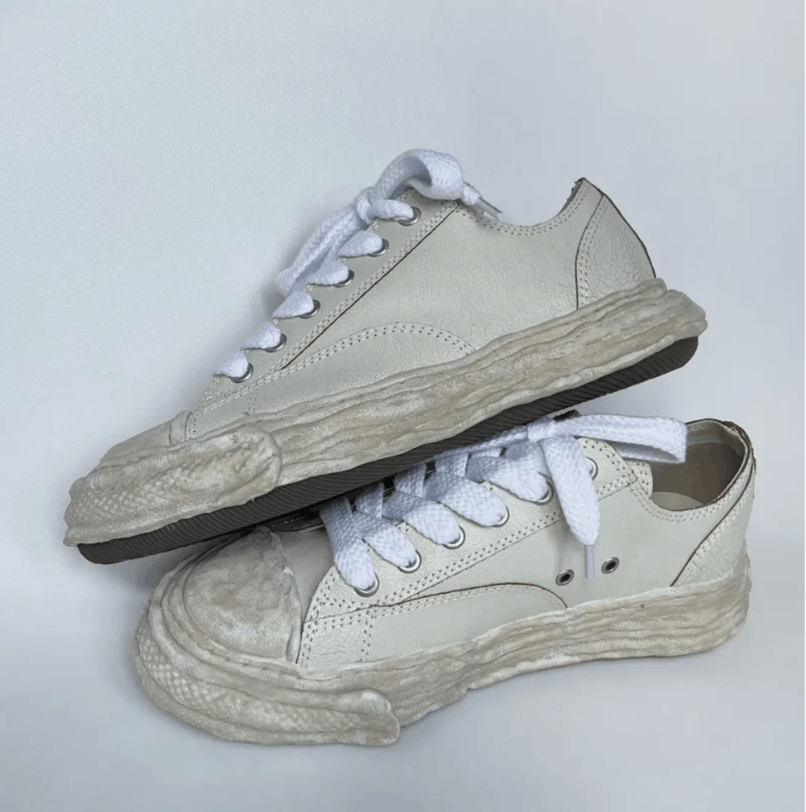 Maison MIHARA YASUHIRO Cream Cracked Leather ‘Peterson’ Sneakers Size US 10 / EU 43 - 15 Thumbnail