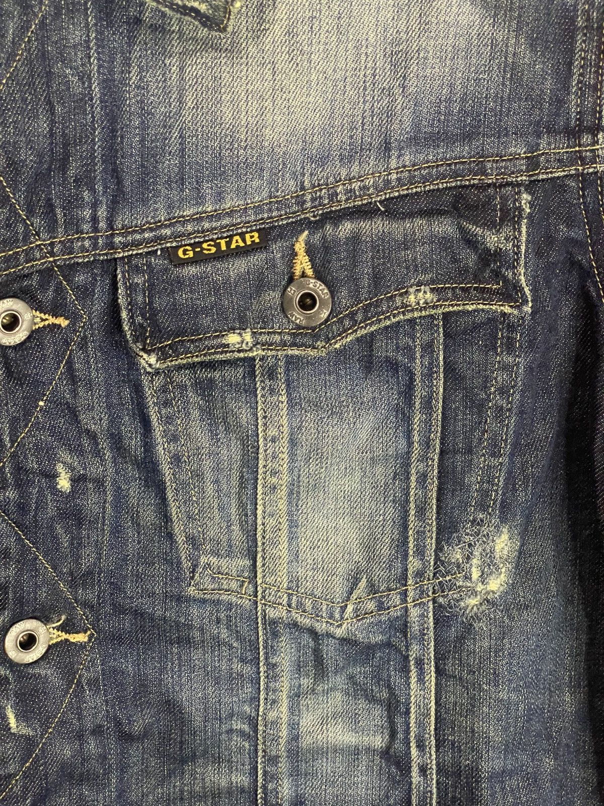 G-Star G-STAR RAW distressed denim jacket with logo patch Size US XL / EU 56 / 4 - 10 Thumbnail