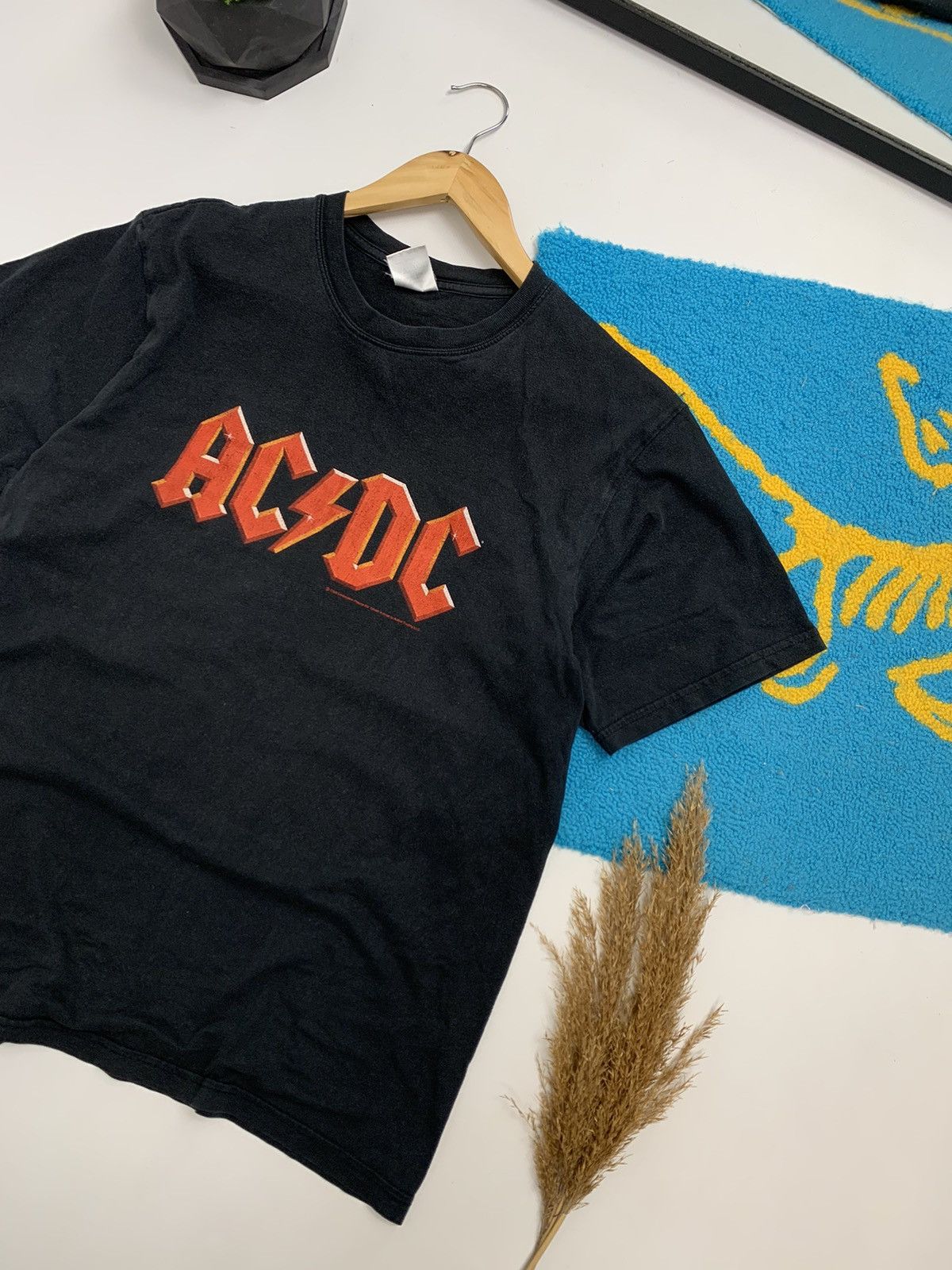 AC/DC × Band Tees × Vintage Vintage 2003 AC DC Faded T-Shirt Size US S / EU 44-46 / 1 - 3 Thumbnail
