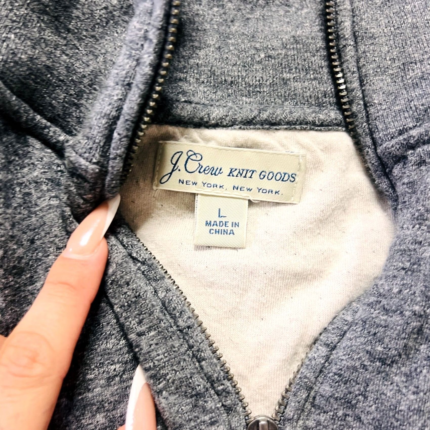 Vintage J. Crew Mens Gray Quarter Zip Crew Neck SweatShirt L Size US L / EU 52-54 / 3 - 4 Thumbnail