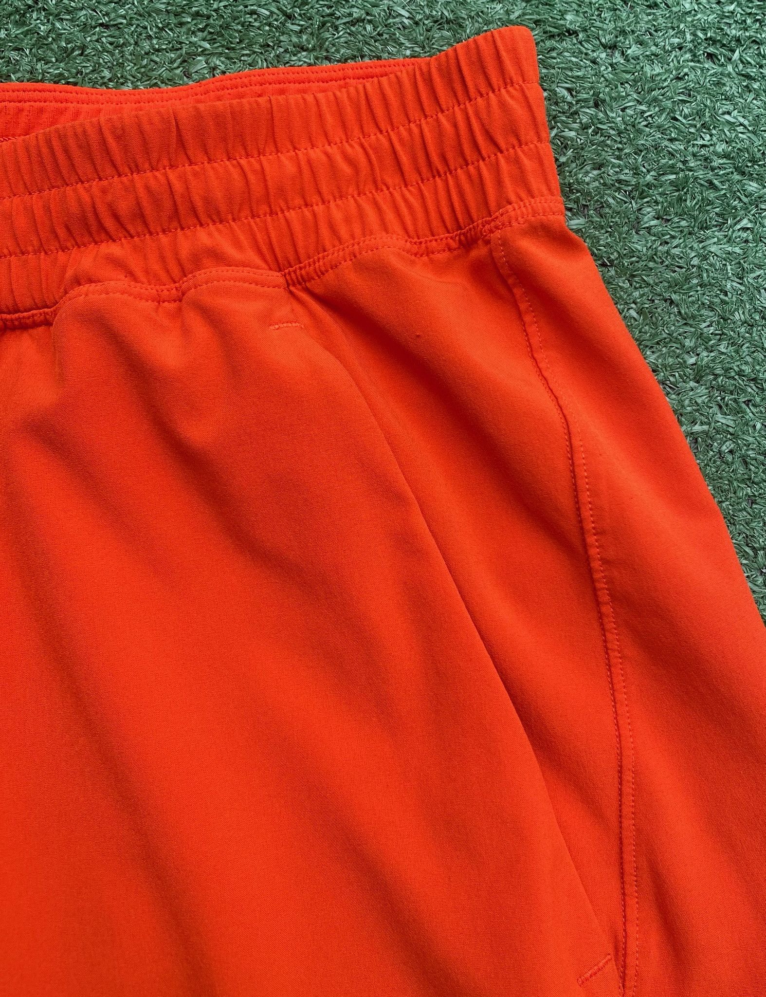 Lululemon Lululemon Pace Breaker Unlined Athletic Shorts Orange XL Size US 40 / EU 56 - 9 Thumbnail