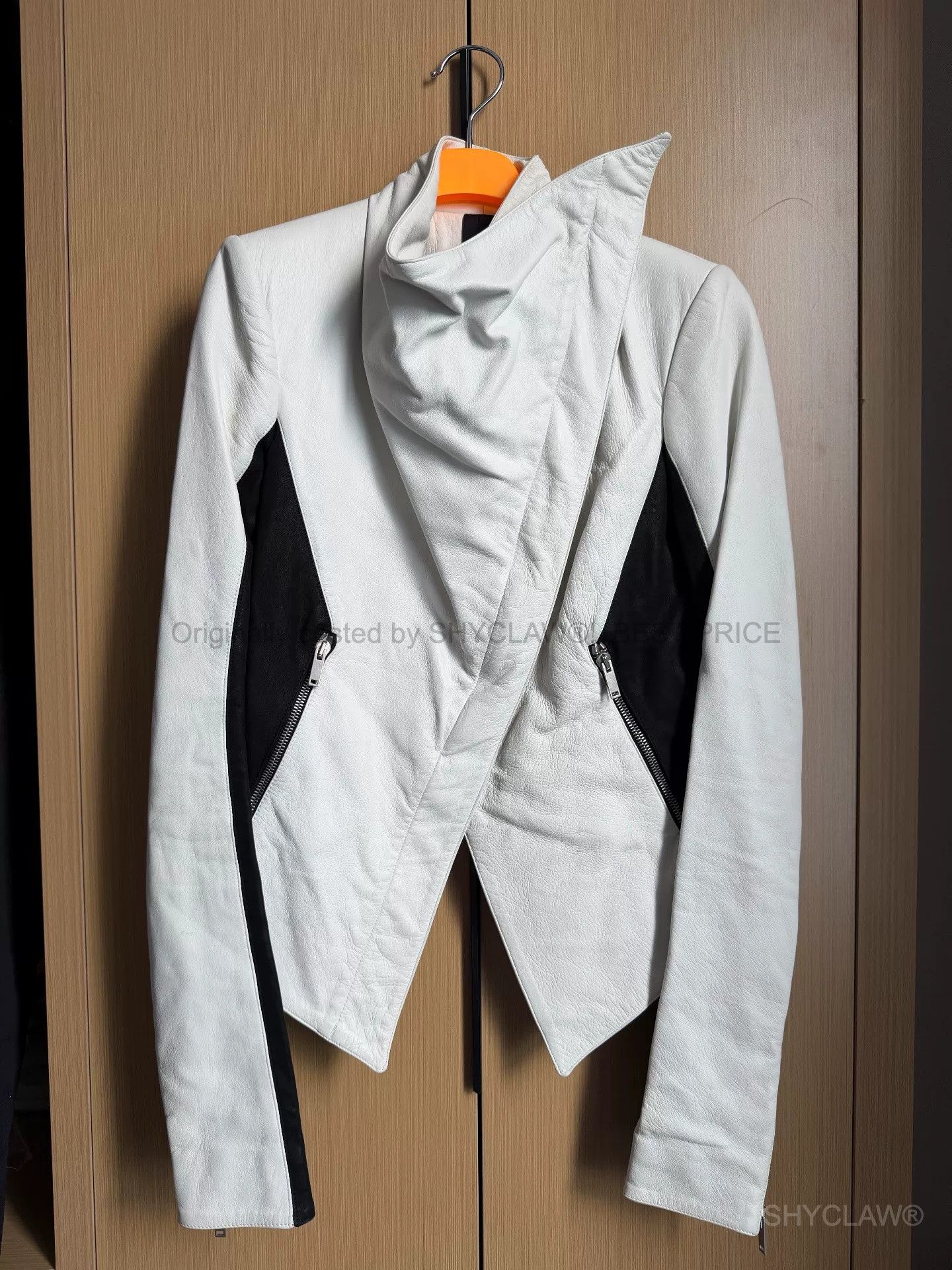 Gareth Pugh Gareth Pugh SS09 Lambskin Jacket BFAJXN254 Size US XS / EU 42 / 0 - 1 Thumbnail