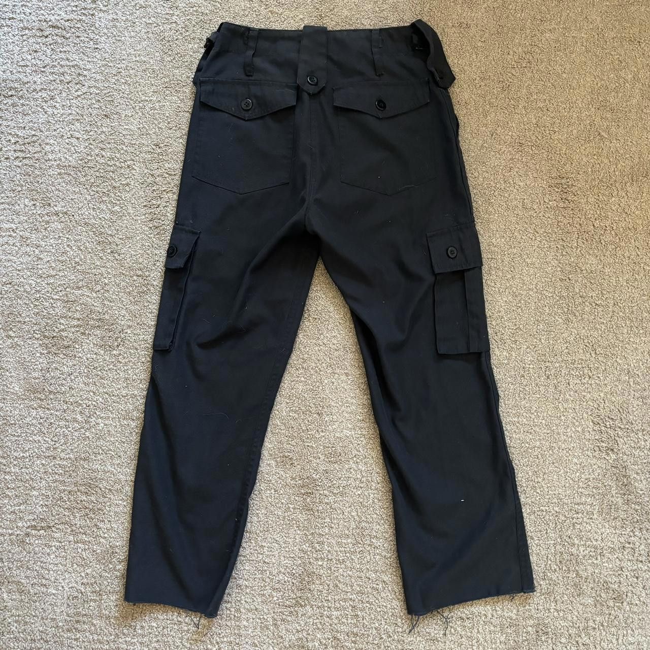 Urban Outfitters Urban Outfitters Black Cargo Pants Size 26" / US 2 / IT 38 - 4 Thumbnail