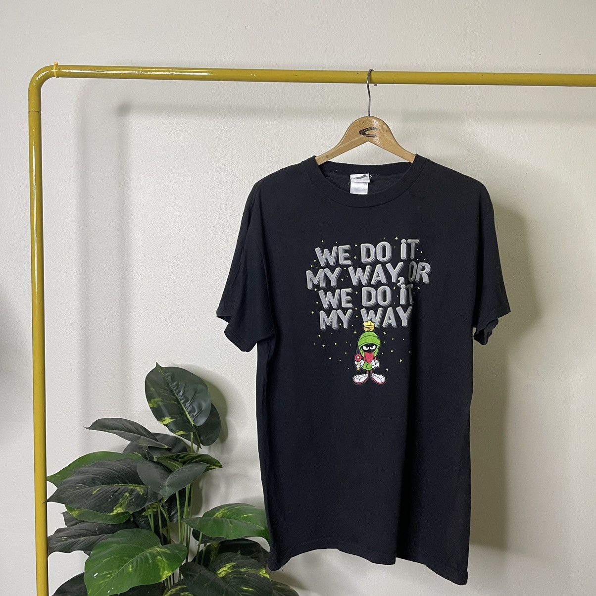 Cartoon Network × Vintage × Warner Bros Vintage 1990s Warner Bros Marvin The Martian Looney Tunes T Size US M / EU 48-50 / 2 - 1 Thumbnail