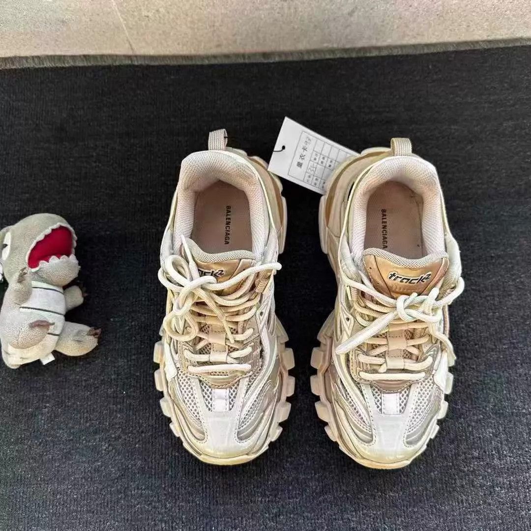 Balenciaga Balenciaga Track Khaki 35 98New Size US 4.5 / IT 34.5 - 4 Thumbnail