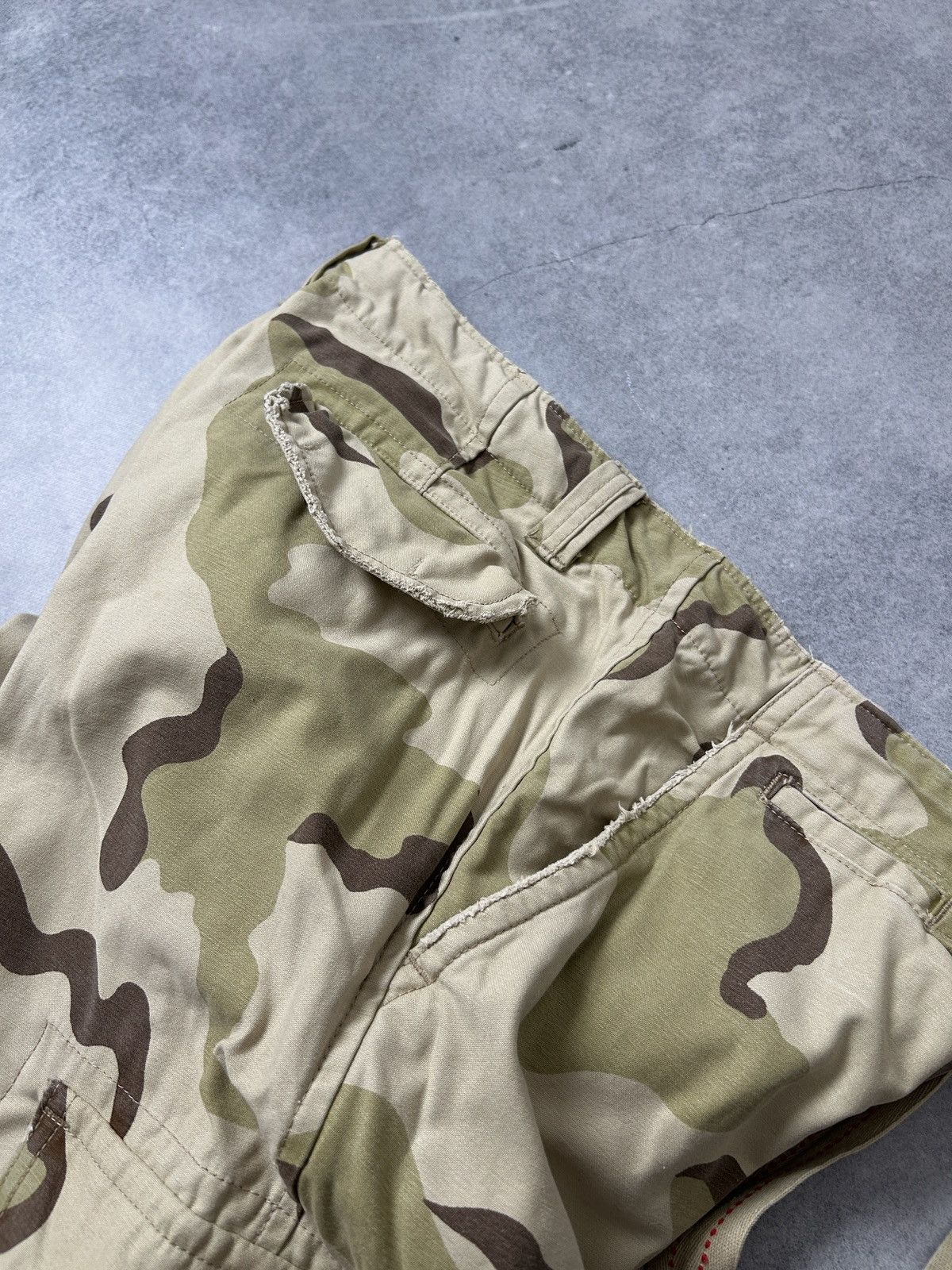 Japanese Brand Vintage Molecule Cargo Camo pants mens size Xl Size US 36 / EU 52 - 4 Thumbnail