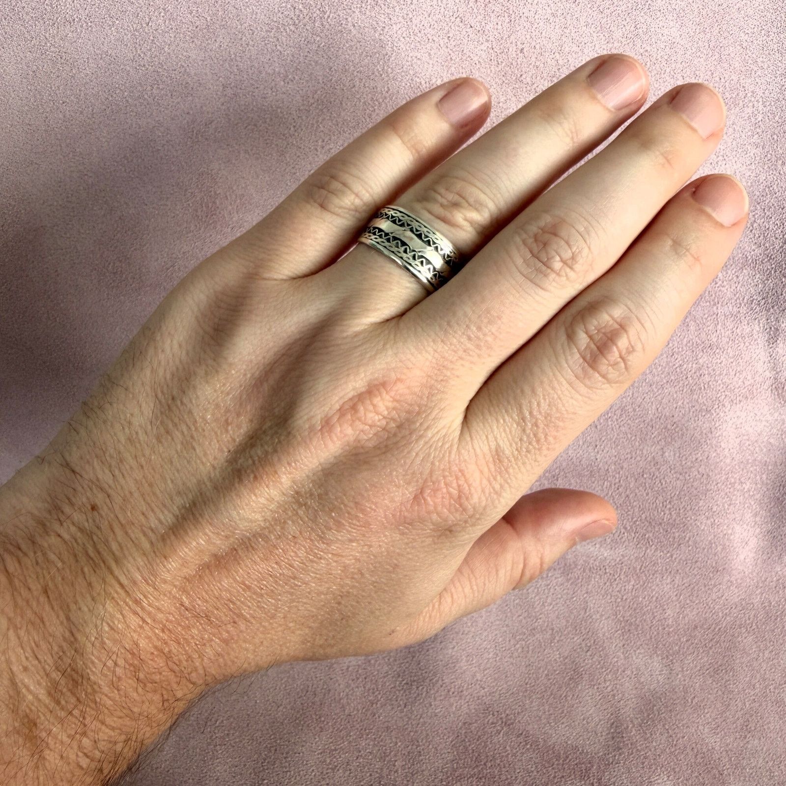 Sterling Silver sterling silver wavy stripes spinner band ring size 11.75 Size ONE SIZE - 2 Thumbnail