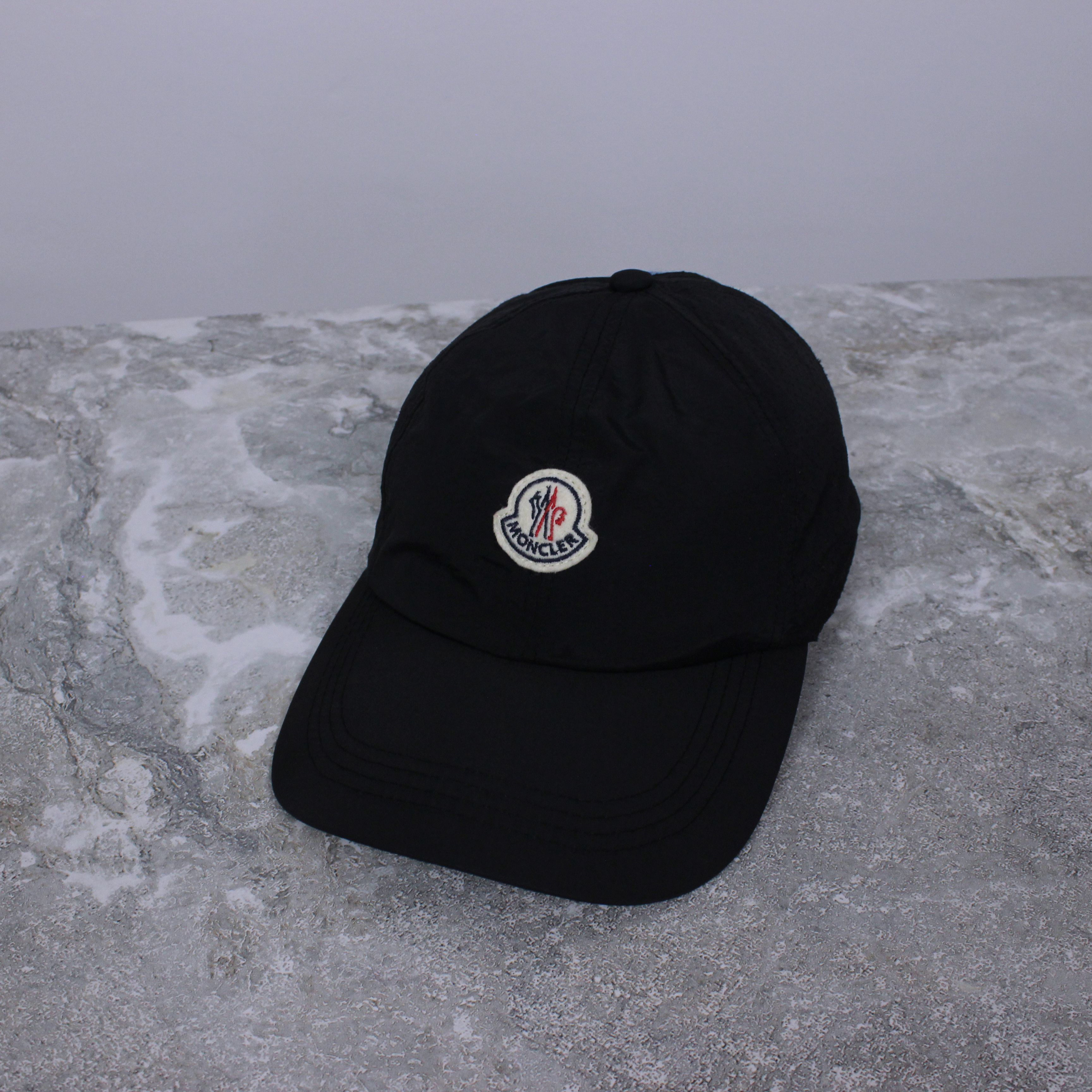 Moncler Moncler cap hat one size black rare logo Size ONE SIZE - 1 Thumbnail