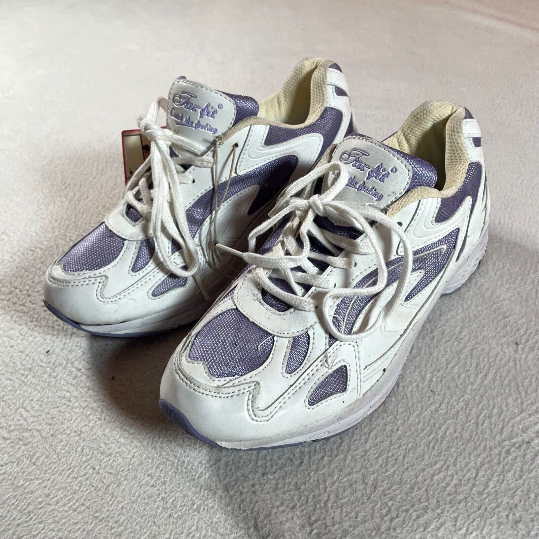 Vintage Tru Fit Women's White Running Sneakers Low Top Hiking Shoes Size 8 Synthetic Rubber Outdoor Breathable Comfort