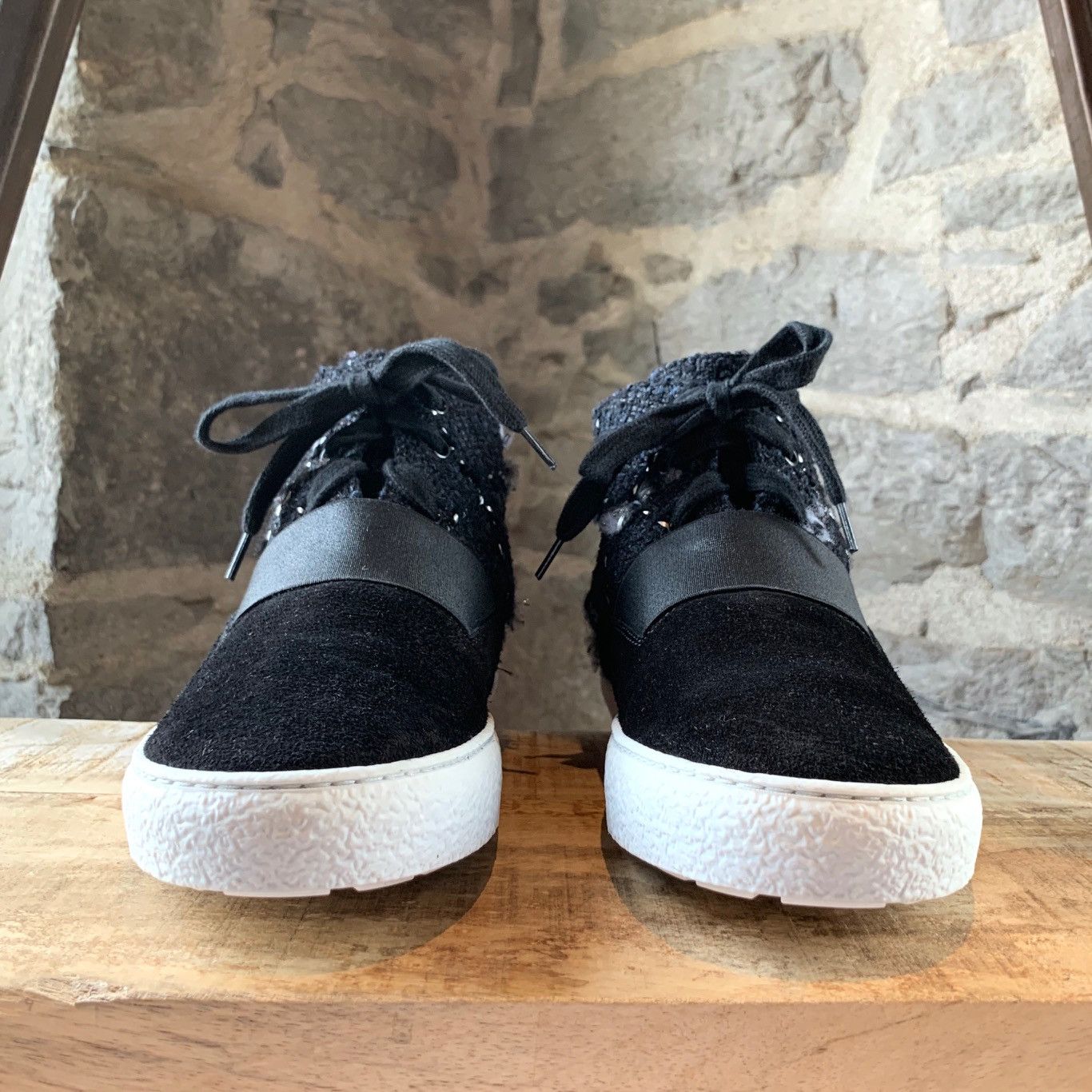 Chanel Chanel Black Suede Tweed Desert High-top Sneakers Size US 9 / EU 42 - 3 Thumbnail