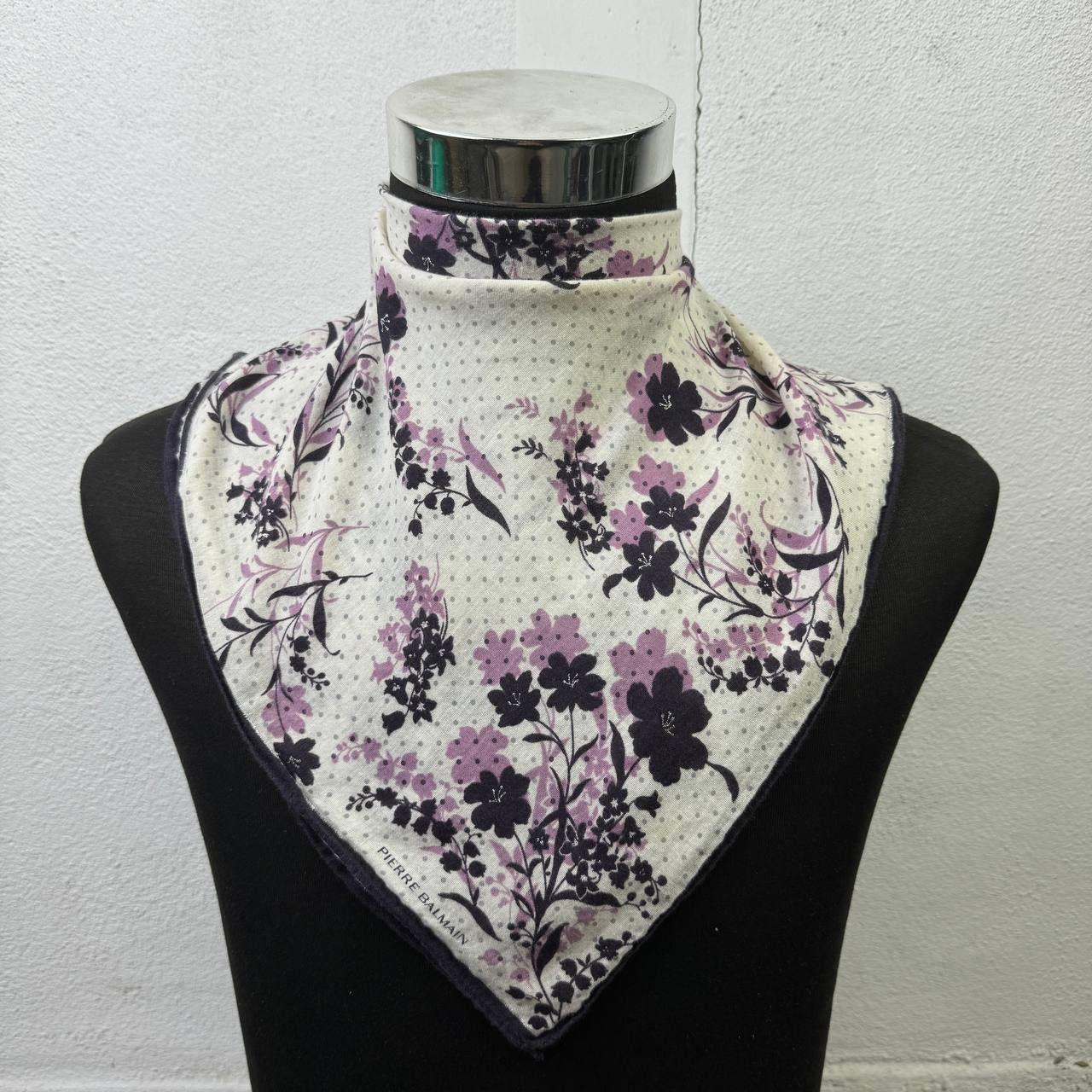 Pierre Balmain Vintage Pierre Balmain Pocket Square / Neckerchief – Floral Size ONE SIZE - 4 Thumbnail