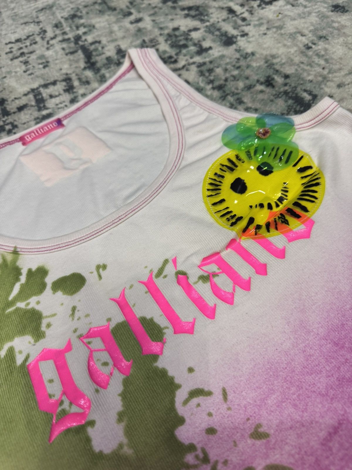 John Galliano JOHN GALLIANO SMILEY TIE DYE PRINT SLEEVELESS SHIRT Size S / US 4 / IT 40 - 7 Thumbnail