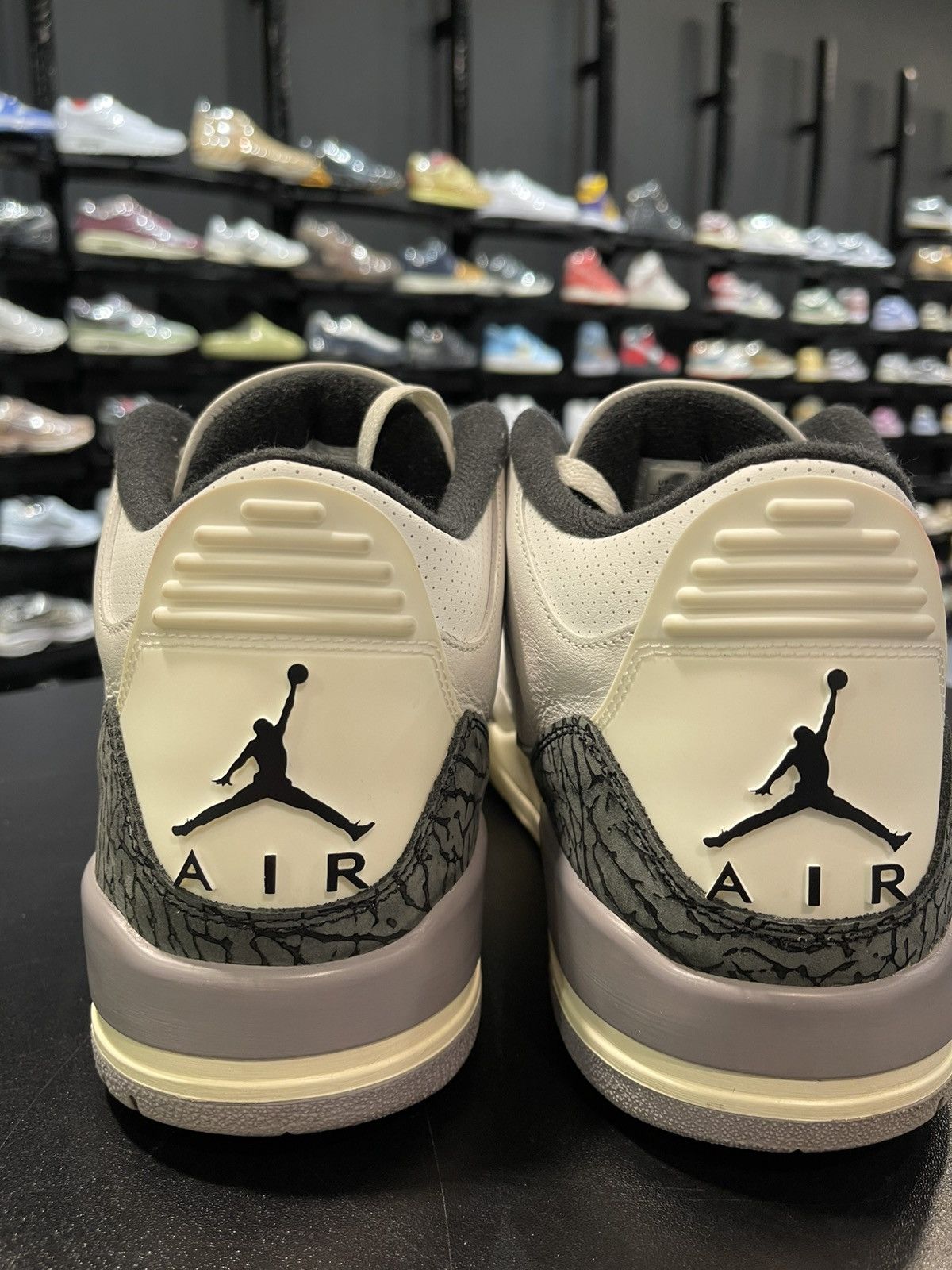 Jordan Brand Size 13 - Jordan 3 Retro Cement Grey Size US 13 / EU 46 - 4 Thumbnail