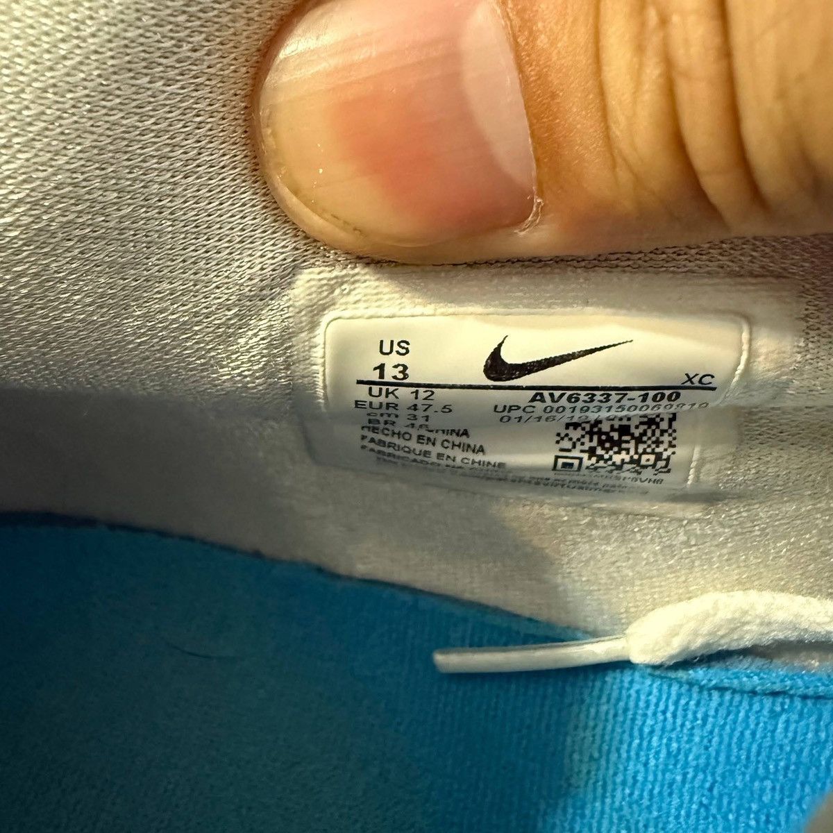 Nike kyrie low 2 very good condition us13 Size US 13 / EU 46 - 6 Thumbnail