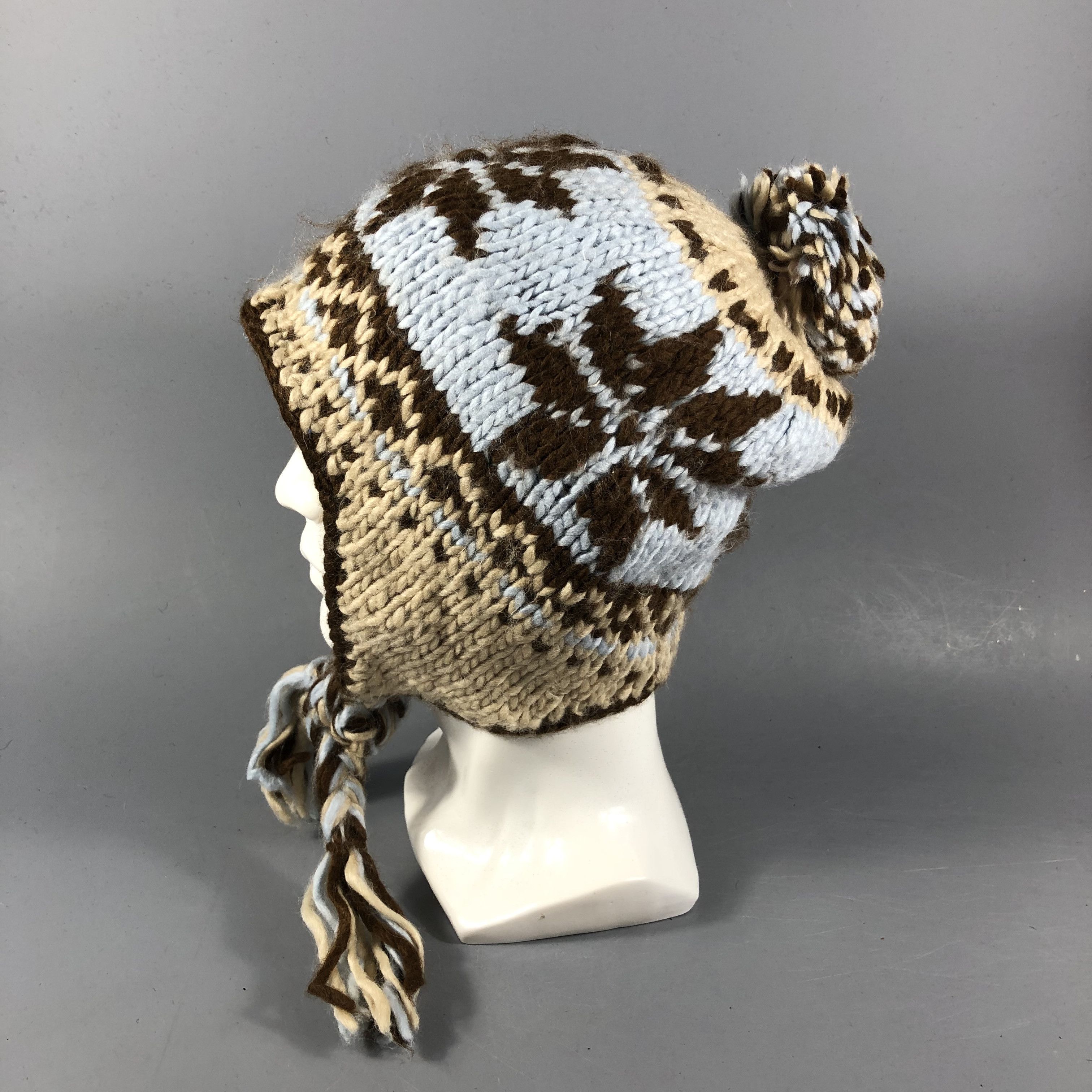 Japanese Brand 2OZ Fair Isle Earflap Bobble Beanie Snowcap Snow Hat B908 Size ONE SIZE - 1 Thumbnail