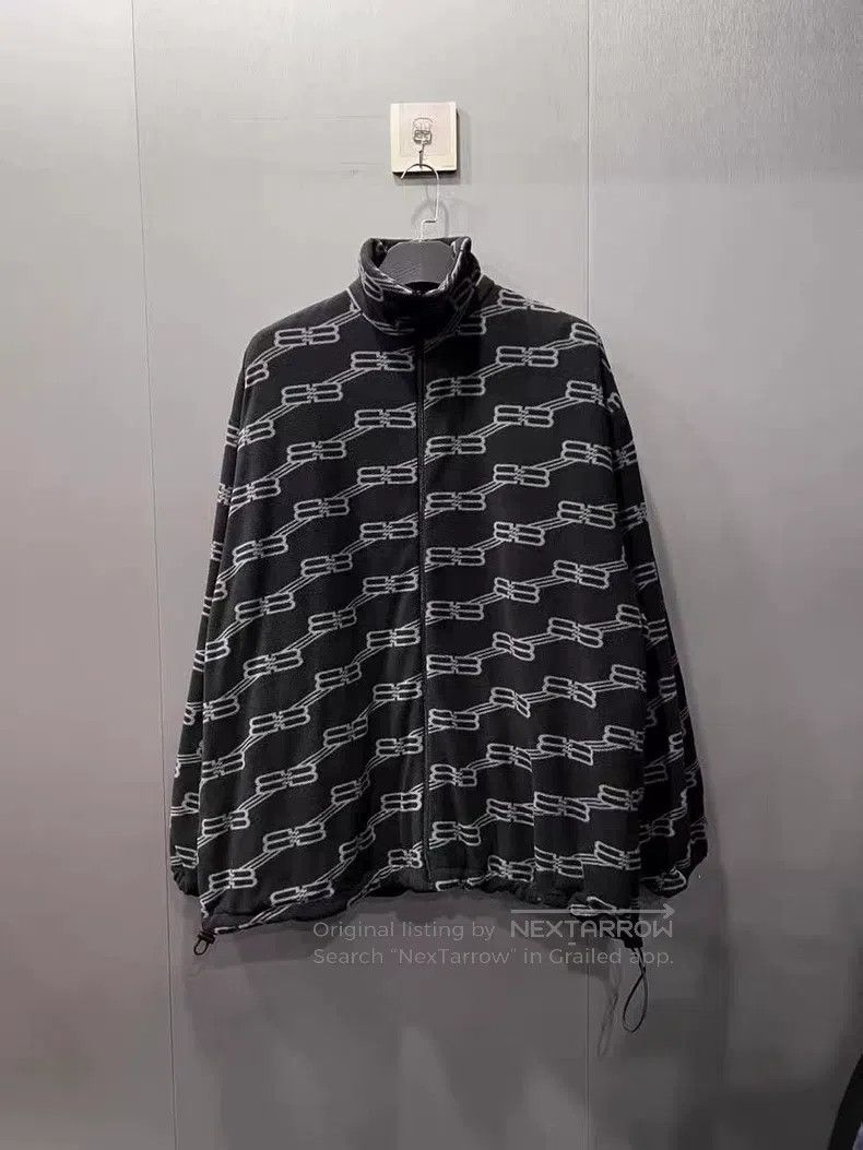 Balenciaga Balenciaga Full-logo fleece jacket thin cotton outerwear Size US S / EU 44-46 / 1 - 2 Thumbnail
