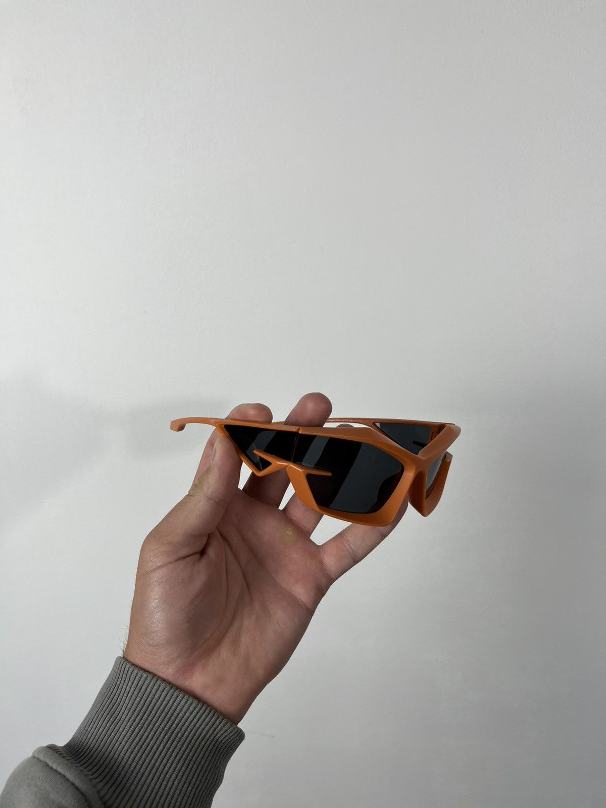 Japanese Brand × Vintage Y2K Futuristic Techwear Orange Shield Sunglasses Black Lens Size ONE SIZE - 1 Thumbnail